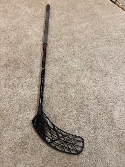 Oxdog Hyperlight (right)