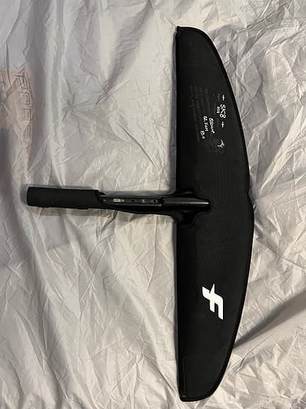 F-One Sk8 850 foil frontvinge