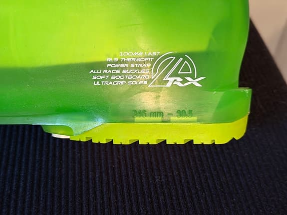 Lange RX 130 pjäxor stl 305 mm grön vit