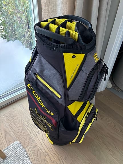 Golfbag, Cobra vagnbag