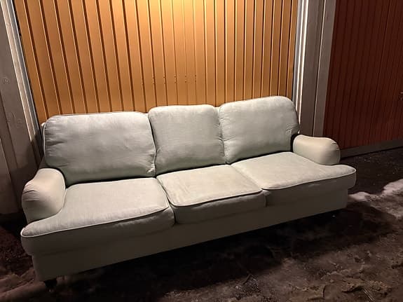 3-sits soffa - LEVERANS kan göras
