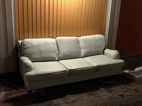 3-sits soffa - LEVERANS kan göras