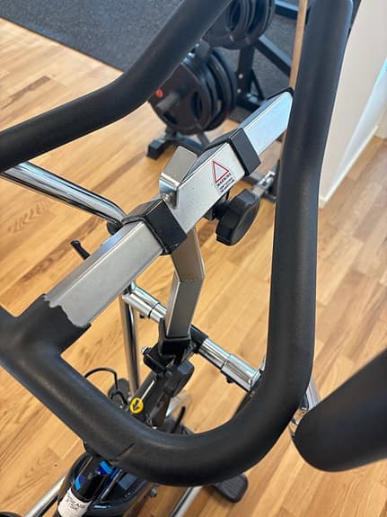 Crosstrainer – stabil modell med mekaniskt motstånd