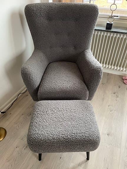 Fåtölj samt fotpall Timmy Mio