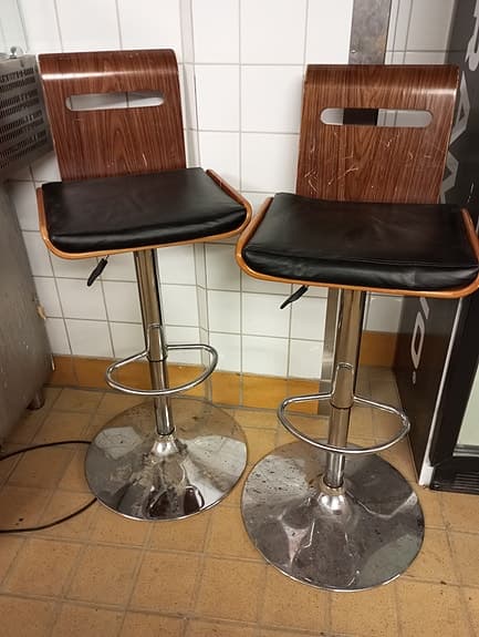 Barstolar justerbara trä krom svart sits