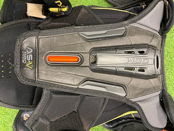 CCM tacks AS-V Pro junior medium