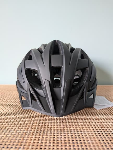 Cykelhjälm svart