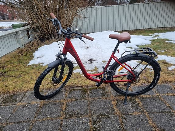 Cannondale cykel dam L 27,5" röd