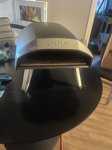 Ooni pizzaugn gasdriven svart metall