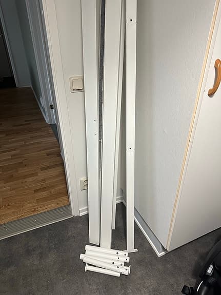 IKEA VEVELSTAD 160x200 – som ny, nedmonterad, redo att hämtas!