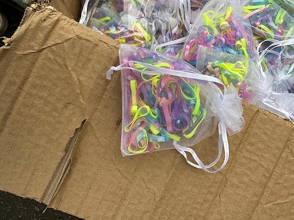 Tyg påsar med gummiband ca 600