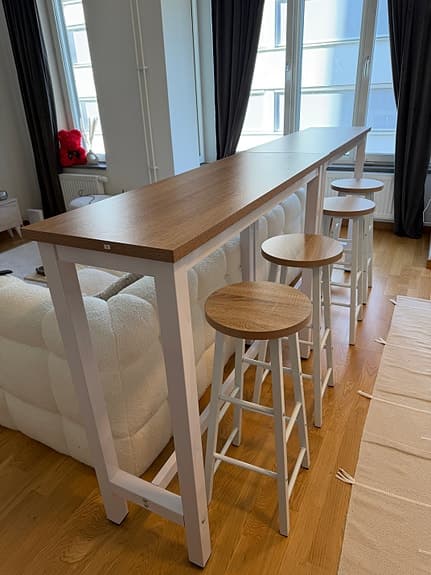 Barbord med 4 barstolar – vit/ek