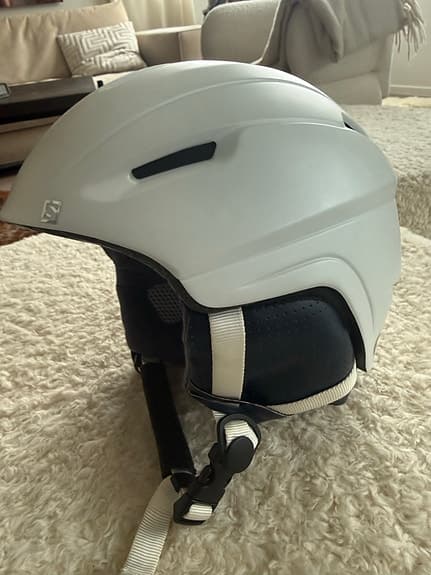 Salomon skid & snowboardhjälm stlk small, vit/pearl