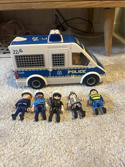 PLAYMOBIL