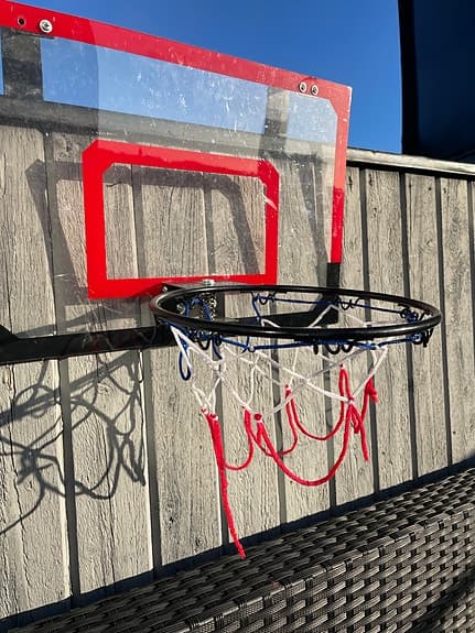 Basketkorg f dörrmontering