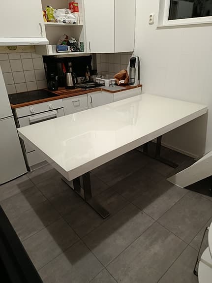Matbord 2 x 1 m - Bortskänkes