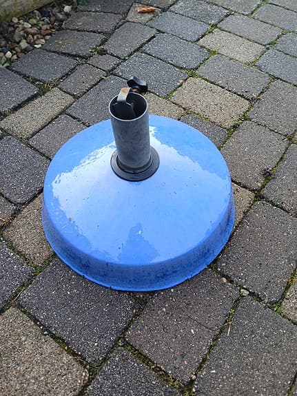 Parasolllfot blå keramik