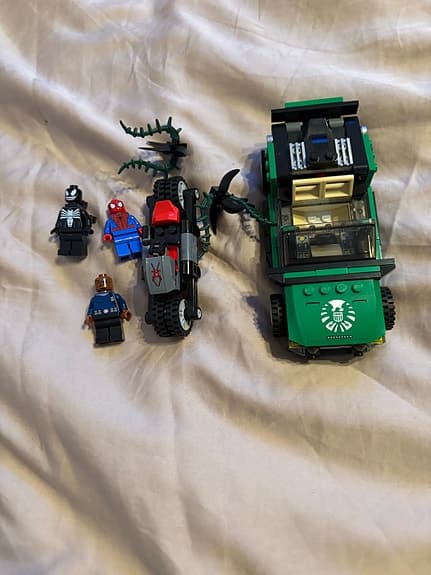 LEGO Marvel Fordon: S.H.I.E.L.D.-bil & Spider-Cycle