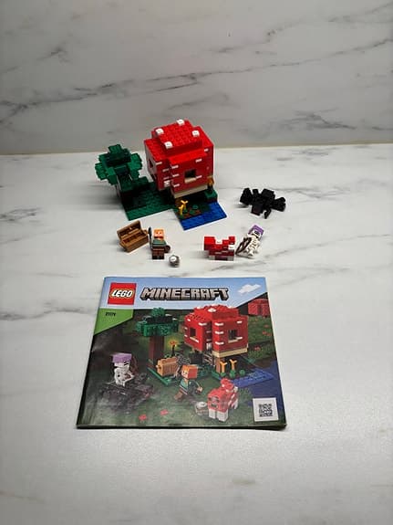 LEGO Minecraft nr 21179 svamphus