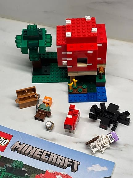 LEGO Minecraft nr 21179 svamphus