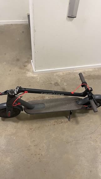 Cheetah el-scooter svart