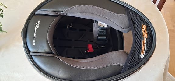 Scorpion EXO integralhjälm svart röd vit storlek XL