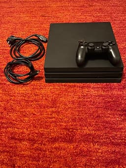 PlayStation 4 PRO - Säljes
