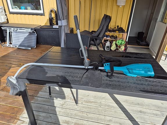 Kraftfull trimmer från gardena
