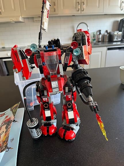 Lego Ninjago eldrobot 70615