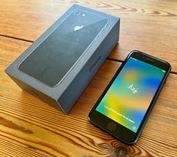 Apple iPhone 8 med 64GB
