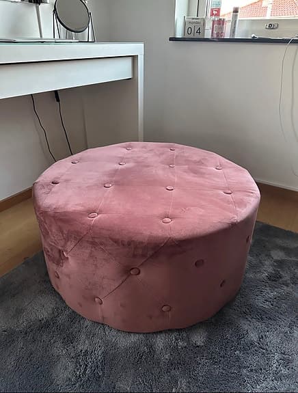 Rosa sittpuff/pall