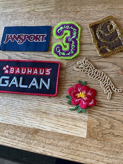 Jansport Bauhaus Galan tygmärken blandade motiv