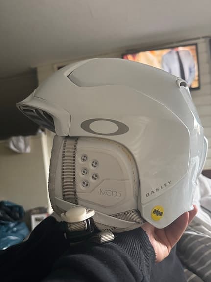 Oakley MOD5 skid- och snowboardhjälm vit med MIPS