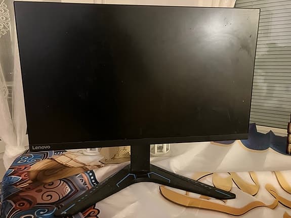 Bra Gaming stationär dator/Pc specialist dator . Med tangentbord,mus ock skärm