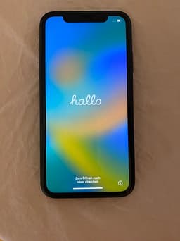 Apple iPhone XR med nytt plånboksfodral
