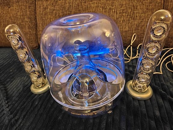 Harman Kardon högtalarsystem 2.1 genomskinlig