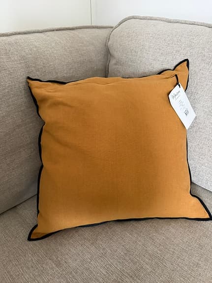 Fin kudde från Maison Casamance, nyskick