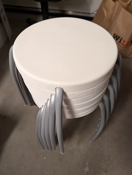 6 stapelbara pallar
