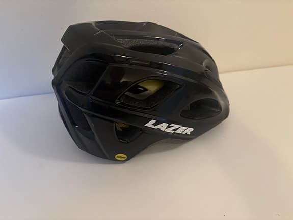 Lazer cykelhjälm svart