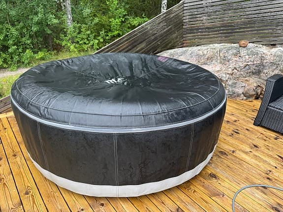 M-Spa uppblåsbar spabad svart pool