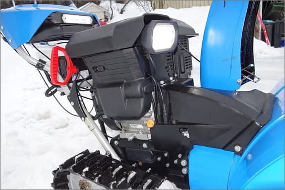 Snöslunga Biltema HST 8613 – Hydrostatisk banddrift | 21 999 kr