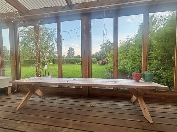Stadig fin obehandlad bänk 2,5meter