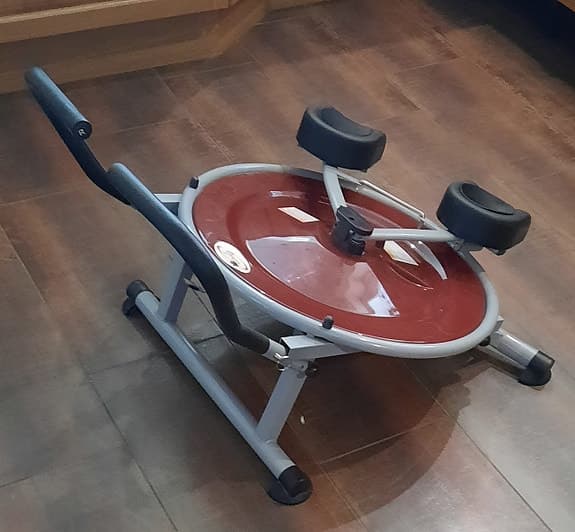 Träningsmaskin AB Circle pro, magtränare.