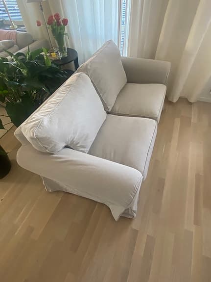 Säljer EKTORP 2-sitssoffa