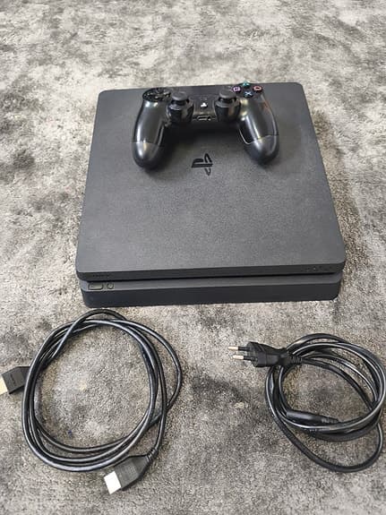 Sony Playstation 4 slim (Firmware 12.50)