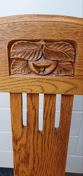 Fin stor solitärstol, ”Äpplet”