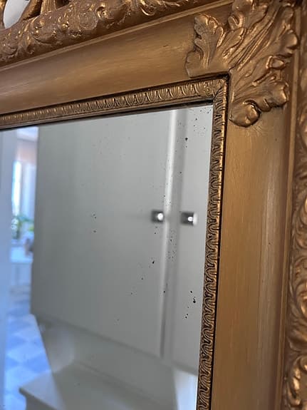 Antik stil spegel i nyrokoko – dekorativ väggspegel