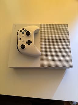 Xbox One S