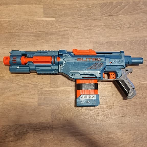 NERF ELITE 2.0 +40 SKOTT