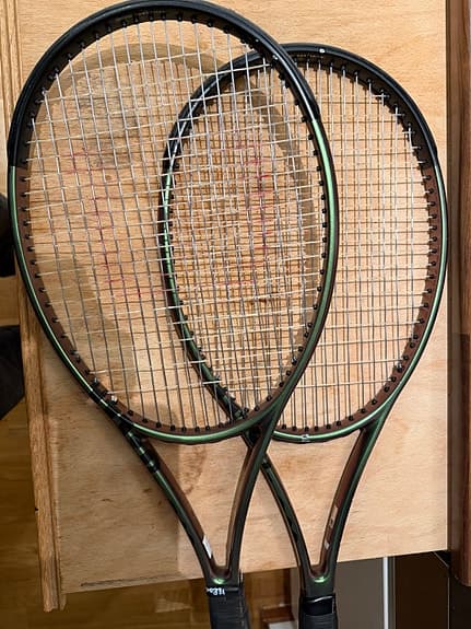 Wilson Blade V8 18/20 4 1/2 (4)